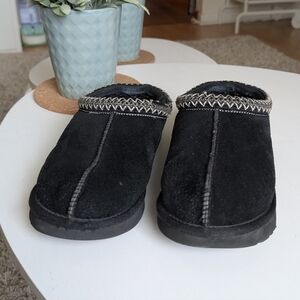 UGG Women's Tasman Shearling Slippers